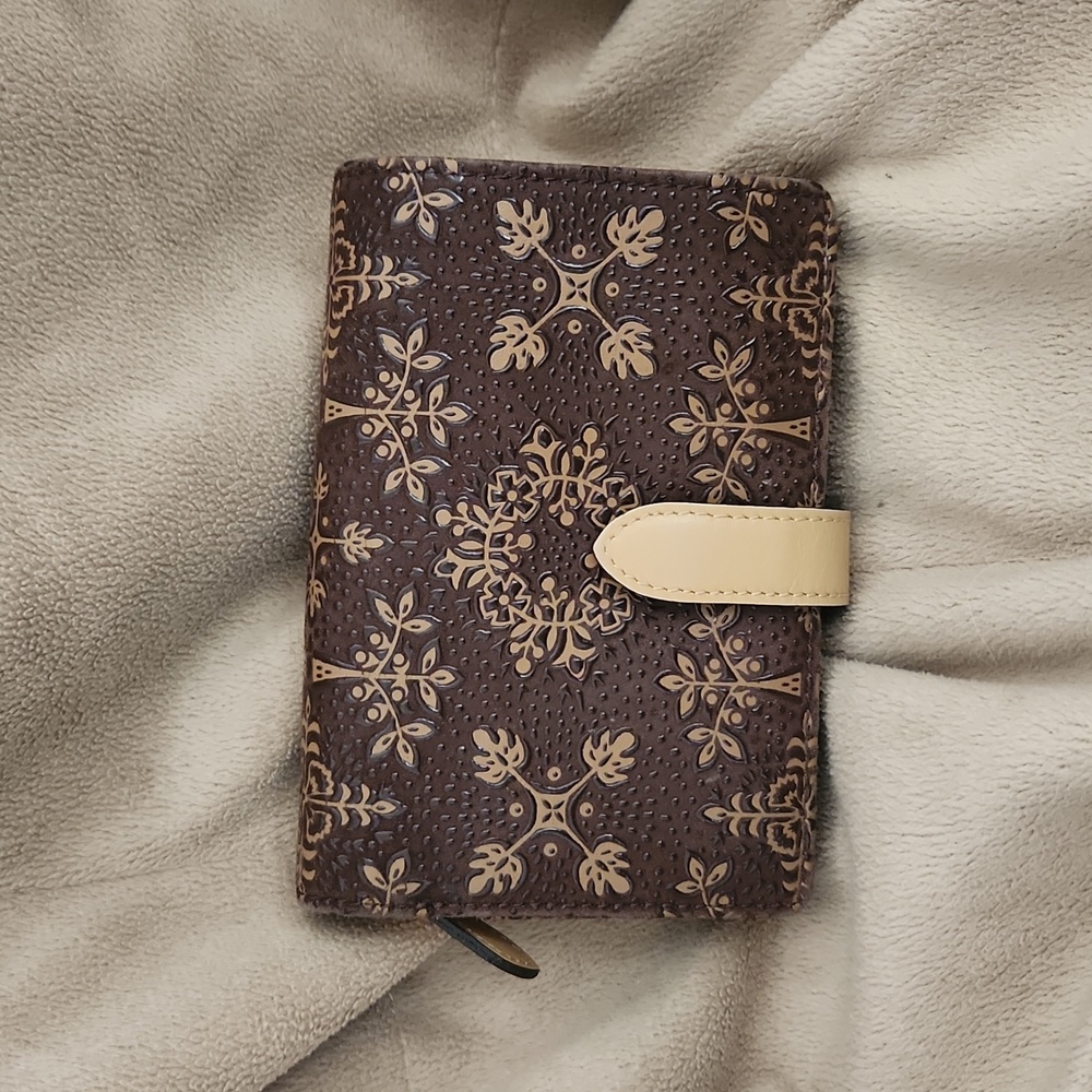 INDEN-YA "Folky" Bi-Fold Wallet